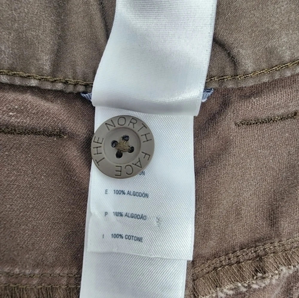 The North Face Men's Brown Khaki Cotton Pants 36 Short‎